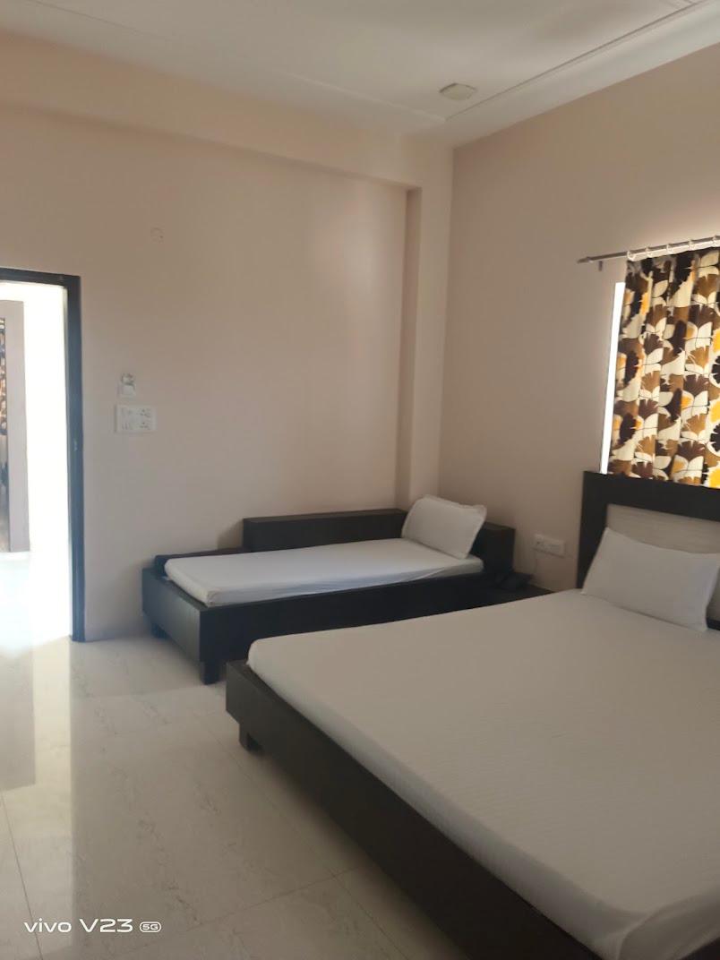 Super Double Room